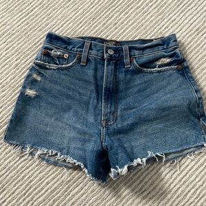 Abercrombie & fitch Annie high rise short size 25/0
